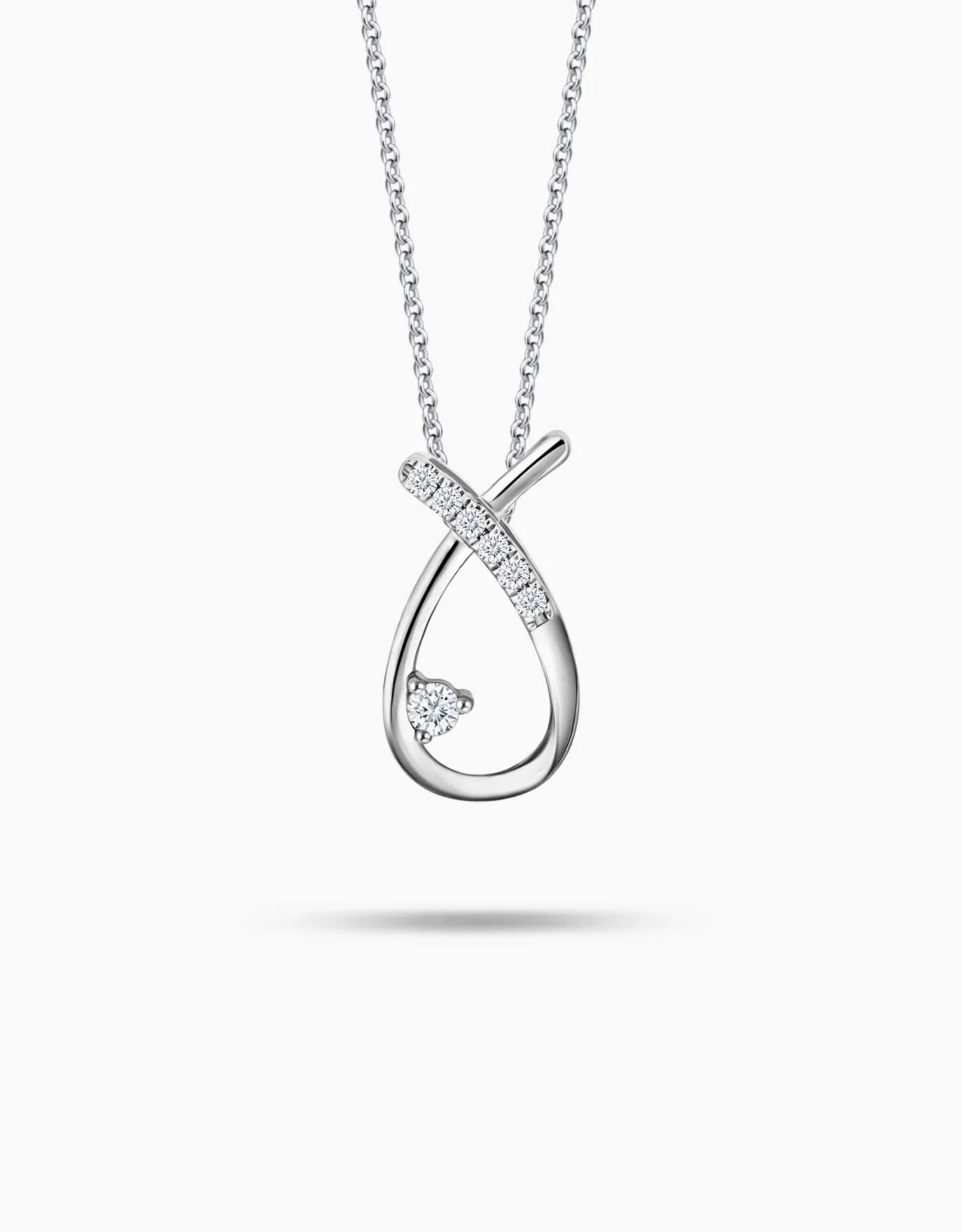 LVC Charmes Dielle Diamond Pendant